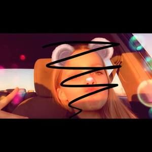 Meet your Posher, Jaydah